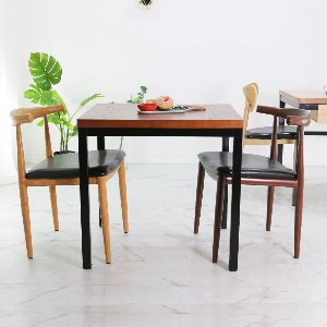 2인용 테이블 + 의자2개 세트 /업소용/카우체어